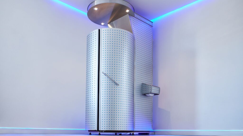Cryotherapy chamber